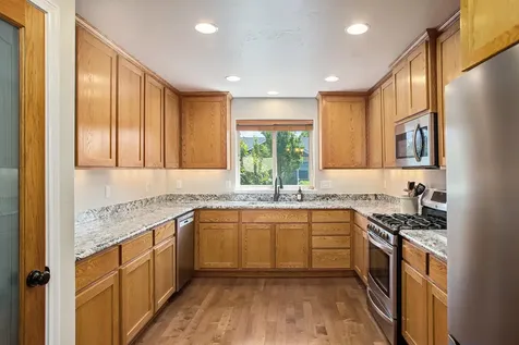 1820 SW I Street Grants Pass OR 97526