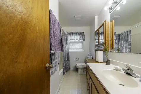 2988 Madrona Lane Medford OR 97501