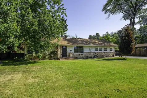 2988 Madrona Lane Medford OR 97501