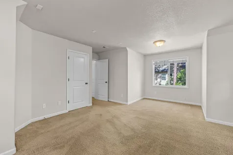 19776 Galileo Avenue Bend OR 97702