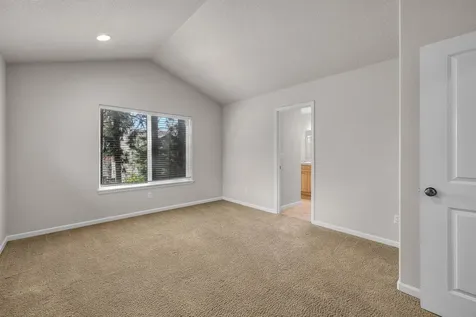 19776 Galileo Avenue Bend OR 97702