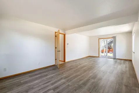 4240 SW Ben Hogan Drive Redmond OR 97756