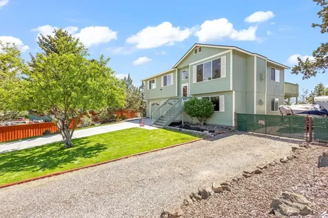 4240 SW Ben Hogan Drive Redmond OR 97756