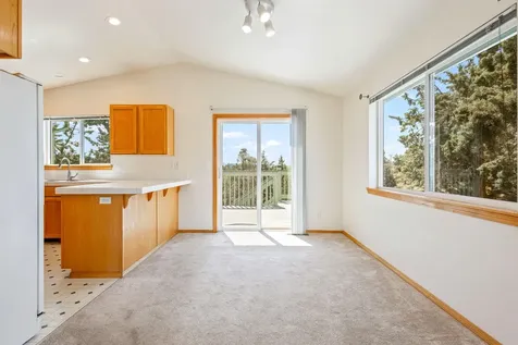 4240 SW Ben Hogan Drive Redmond OR 97756