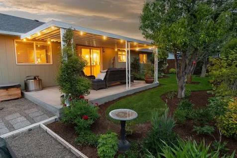 960 NE Manzanita Street Prineville OR 97754