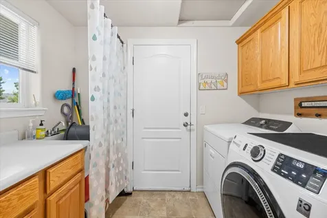 2675 Esther Lane Grants Pass OR 97527