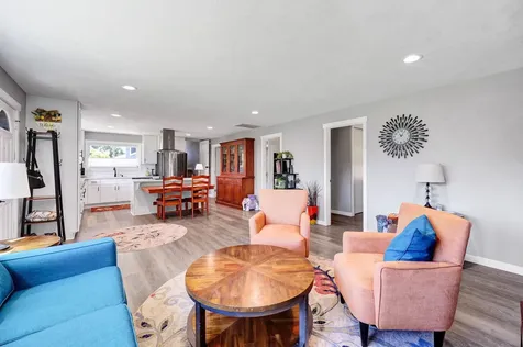 48521 E 1st Street Oakridge OR 97463