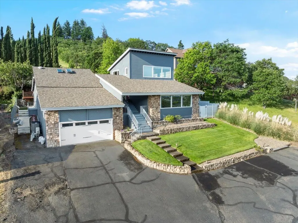 4400 Hillcrest Road Medford OR 97504