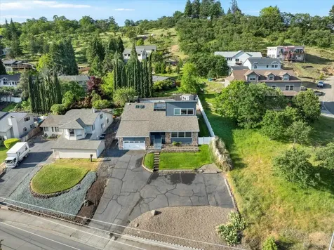 4400 Hillcrest Road Medford OR 97504