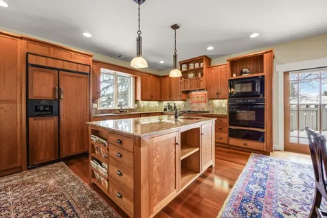 310 High Street Ashland OR 97520