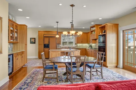 310 High Street Ashland OR 97520