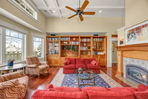 310 High Street Ashland OR 97520