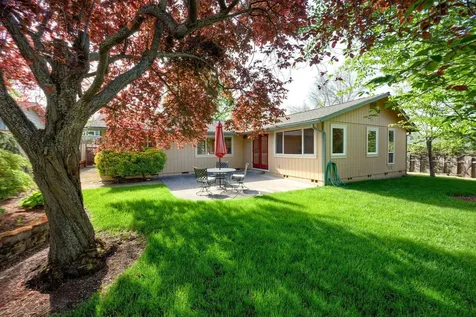 444 Willow Street Ashland OR 97520