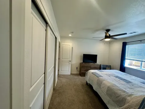 7920 Jacqueline Way White City OR 97503