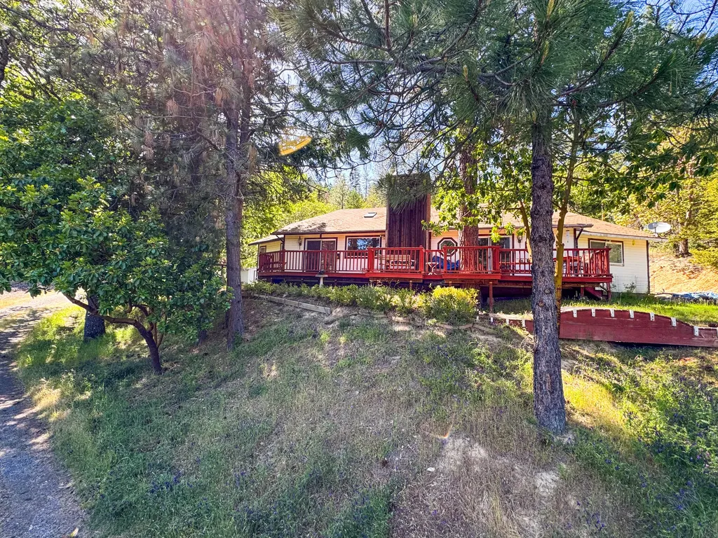 6004 Thompson Creek Road Applegate OR 97530