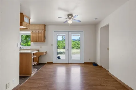 111 Glen Drive Grants Pass OR 97526
