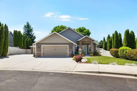578 Old Waverly Way Eagle Point OR 97524