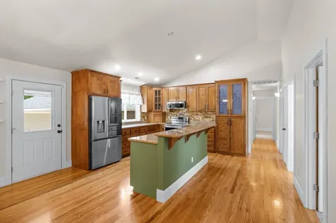 578 Old Waverly Way Eagle Point OR 97524