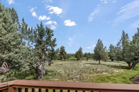 8505 Golden Pheasant Court Redmond OR 97756