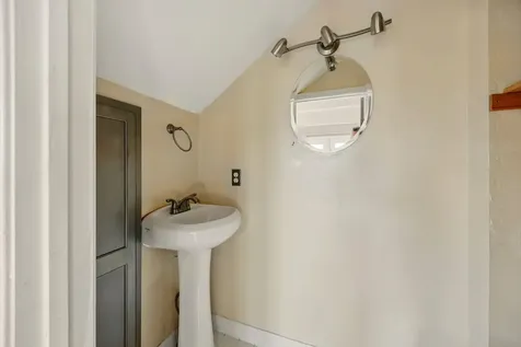 300 Wimer Street Ashland OR 97520