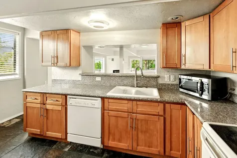 300 Wimer Street Ashland OR 97520