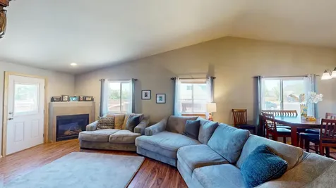 604 NW Green Forest Circle Redmond OR 97756