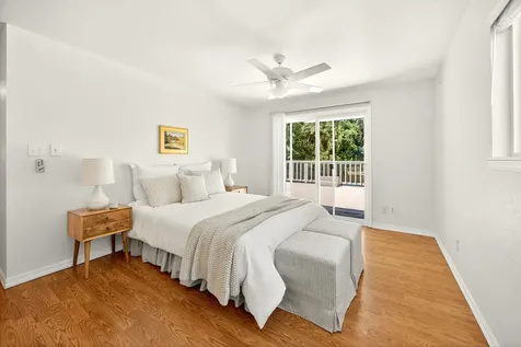 1820 Crestview Drive Ashland OR 97520