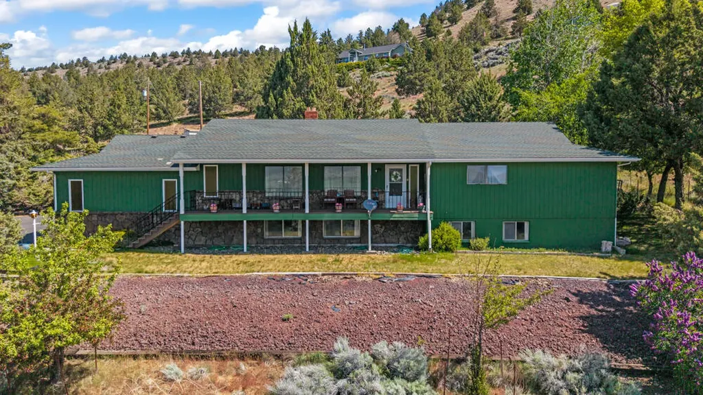 11445 Hill Road Klamath Falls OR 97603