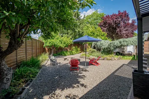 2669 Roberts Road Medford OR 97504