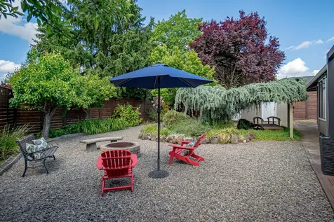 2669 Roberts Road Medford OR 97504