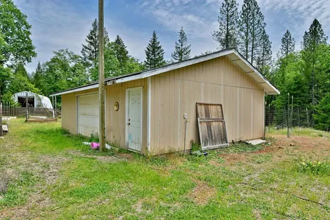 261 White Oak Drive Cave Junction OR 97523