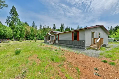 261 White Oak Drive Cave Junction OR 97523