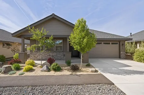 2366 NW Redwood Avenue Redmond OR 97756
