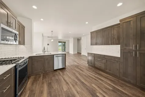 2366 NW Redwood Avenue Redmond OR 97756