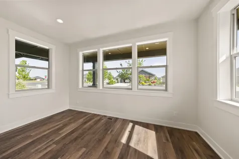 2366 NW Redwood Avenue Redmond OR 97756