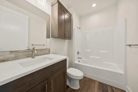 2366 NW Redwood Avenue Redmond OR 97756