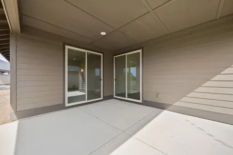 2366 NW Redwood Avenue Redmond OR 97756