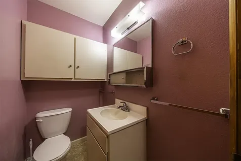 1228 E 11th Street Medford OR 97504