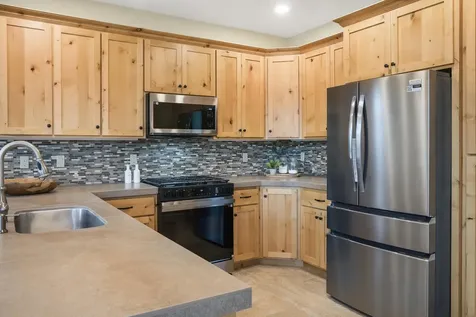 2598 NW Awbrey Point Circle Bend OR 97703