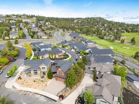 2598 NW Awbrey Point Circle Bend OR 97703