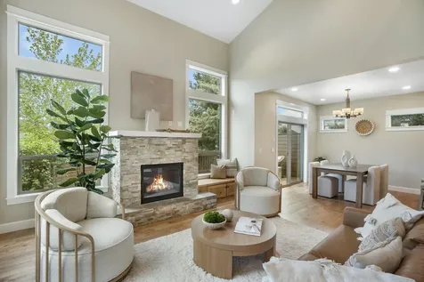 2598 NW Awbrey Point Circle Bend OR 97703