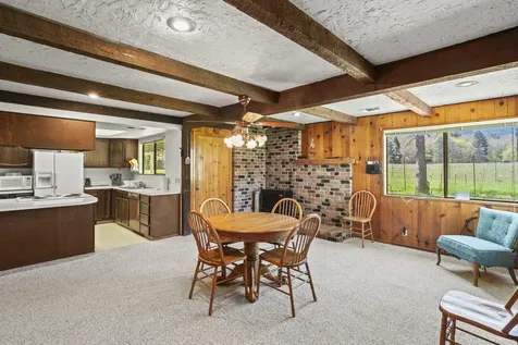 2800 Cedar Flat Road Williams OR 97544