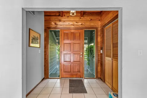 2693 Oak View Circle Medford OR 97504