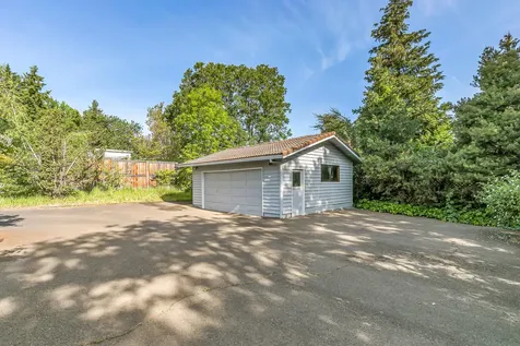 2693 Oak View Circle Medford OR 97504