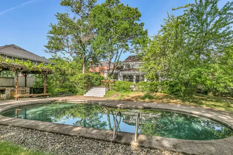2693 Oak View Circle Medford OR 97504