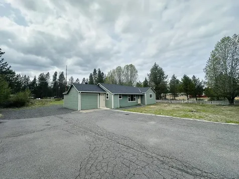 148550 Highway 97 La Pine OR 97739