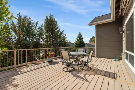 1054 Yosemite Falls Drive Redmond OR 97756