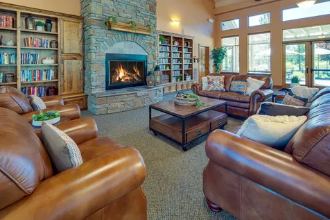 1054 Yosemite Falls Drive Redmond OR 97756