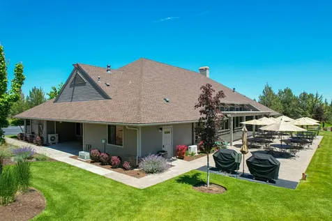 1054 Yosemite Falls Drive Redmond OR 97756