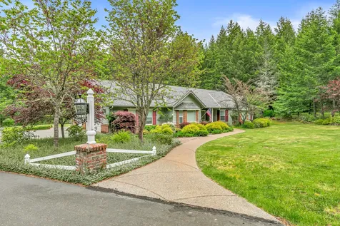 198 Daleo Drive Grants Pass OR 97527